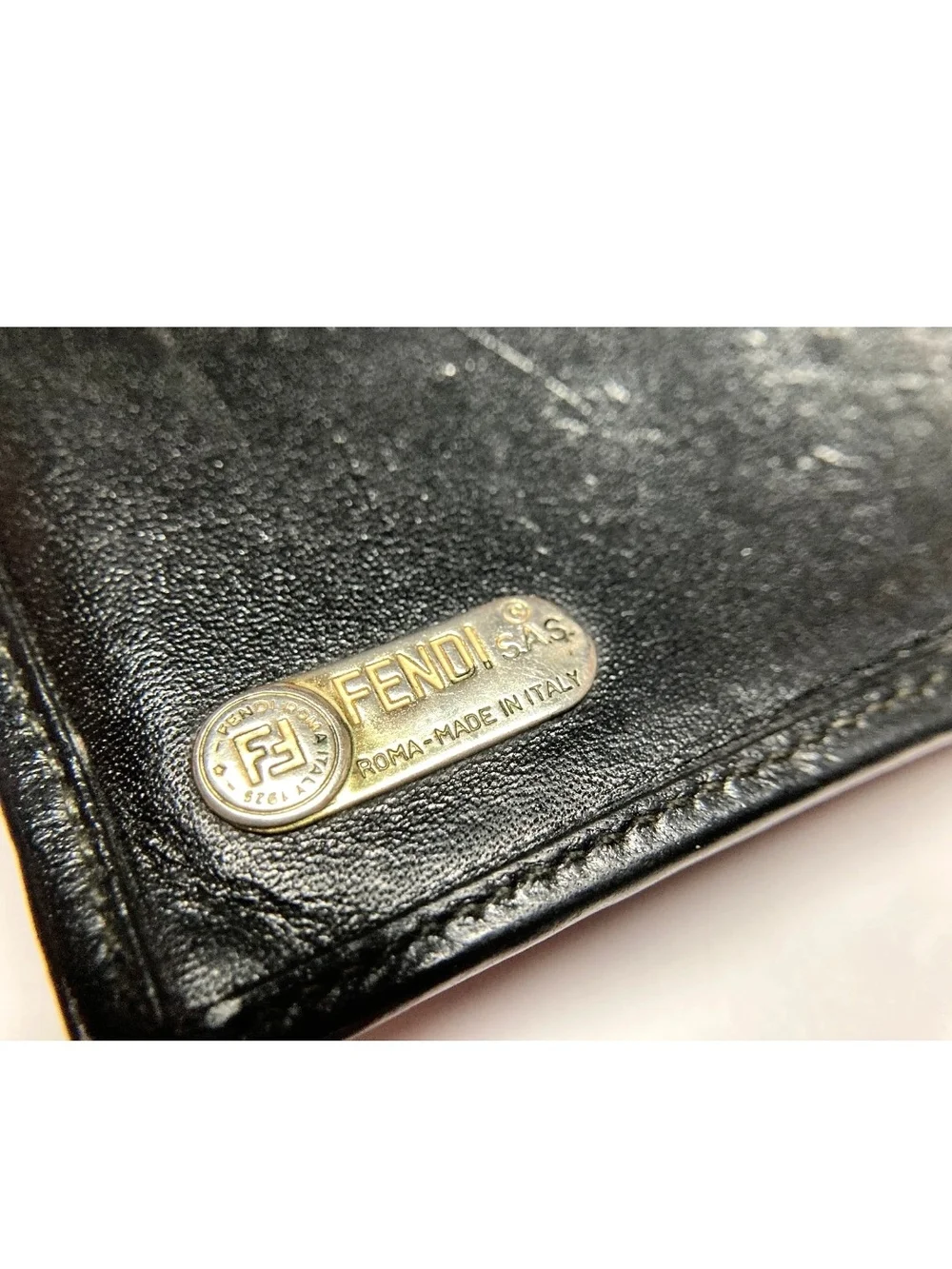 VINTAGE PEQUIN PVC LEATHER BROWN BIFOLD WALLET